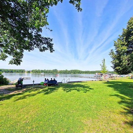 Ferienwohnungen Mirow See 10360 Bagian luar foto